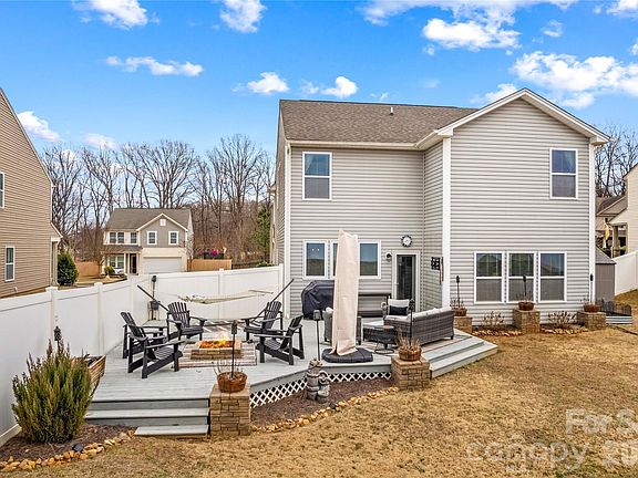 4th image of 145 Jobe Dr