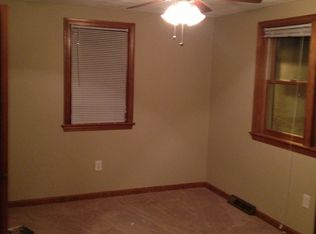 401 Pondview Village Rd, Tyngsboro, MA 01879