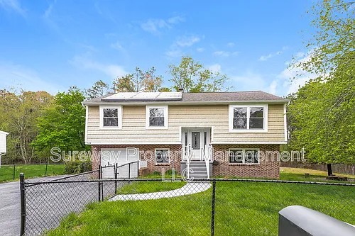 524 Larch Ave Photo 1