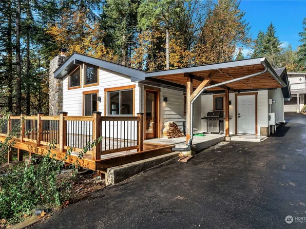 105 Finn Hall Road, Woodland, WA 98674