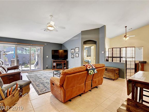 2nd image of 10329 Birch Bluff Ln