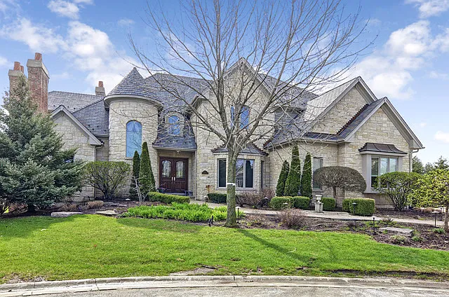 8691 Crown Ct photo 1
