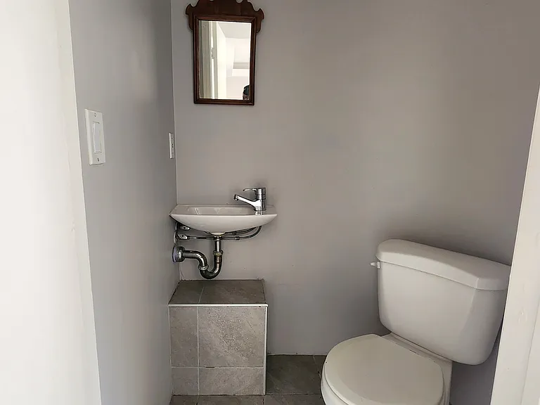 18 Mendham Ave — Photo 8