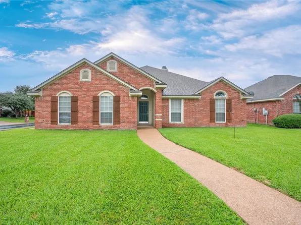 3117 Cherokee Ln, Woodway, TX 76712
