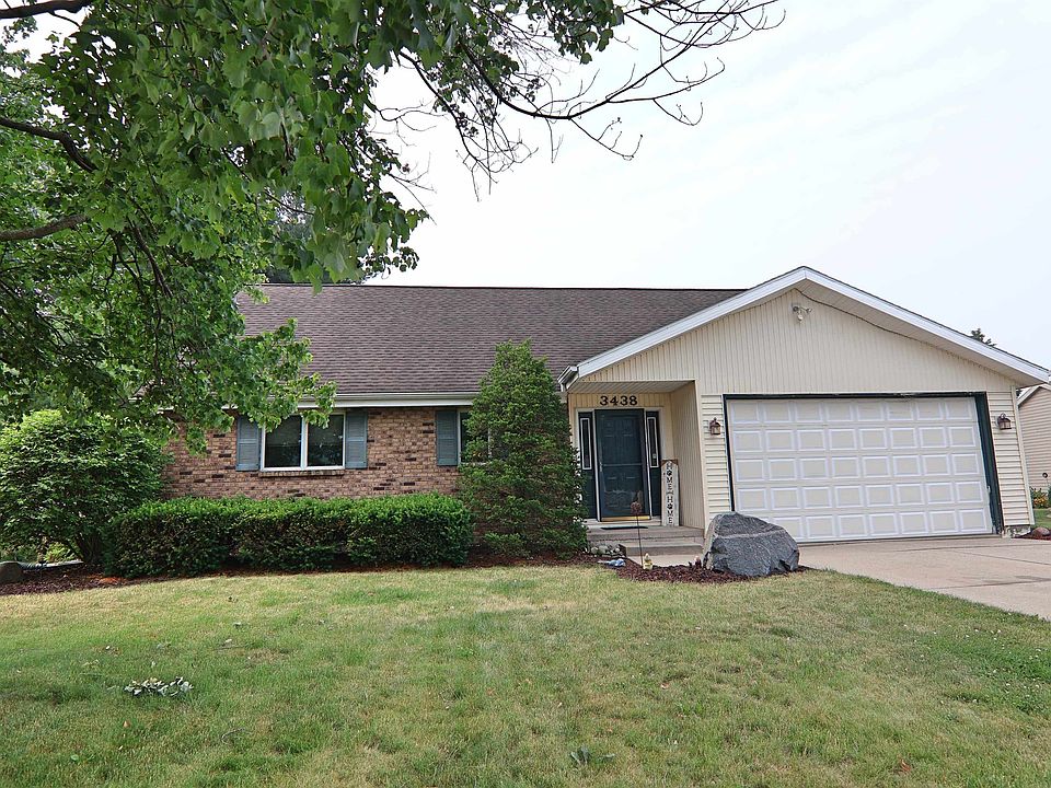1st image of 3438 Greenwood Dr