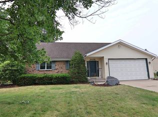3438 Greenwood Dr, Janesville, WI 53546