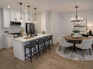 128th Ave NW #12121, Edmonton, AB T5L 4L9