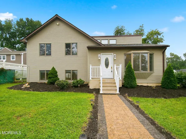 897 Brookside Avenue, Keyport, NJ 07735