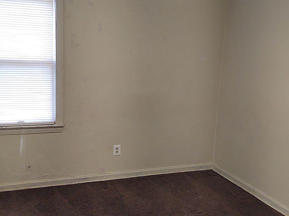 1st bedroom
