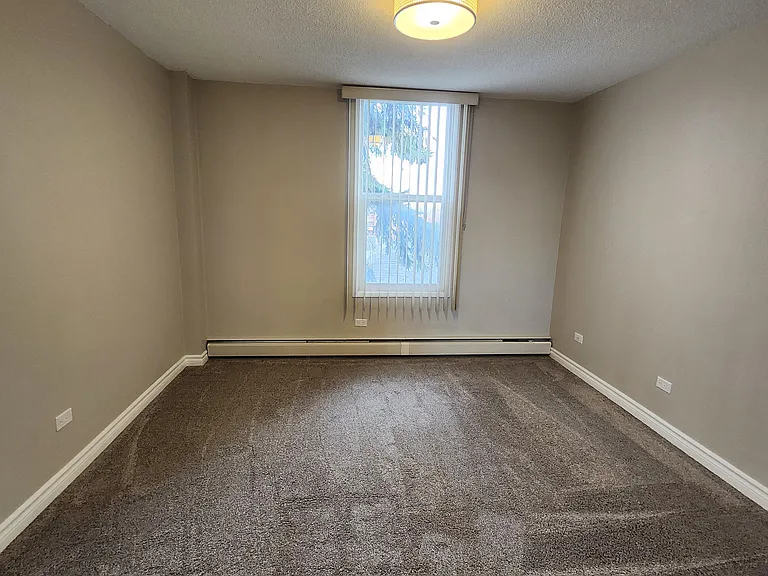 2315 14a St SW — Photo 12