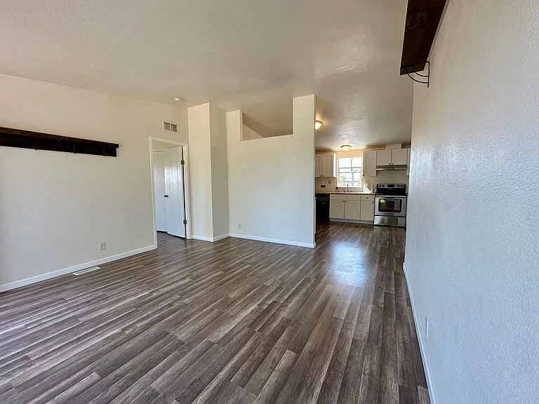 14124 Marsha Way — Photo 14