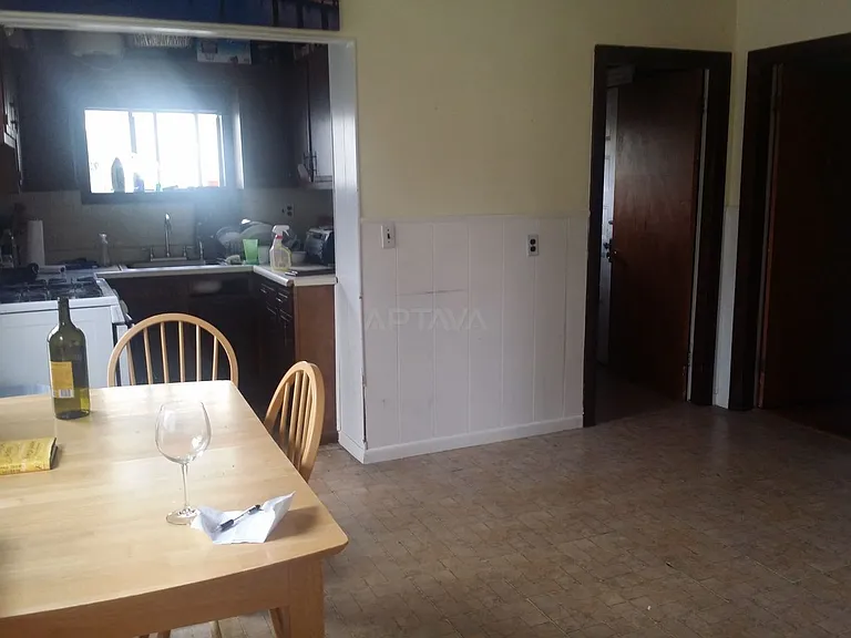 27 Warner St #1 — Photo 9