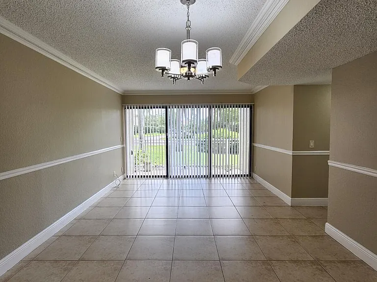 1440 Windorah Way #B — Photo 2