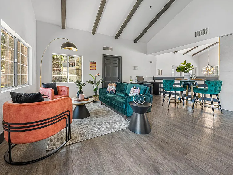 Sedona Ridge Apartment Homes — Photo 27