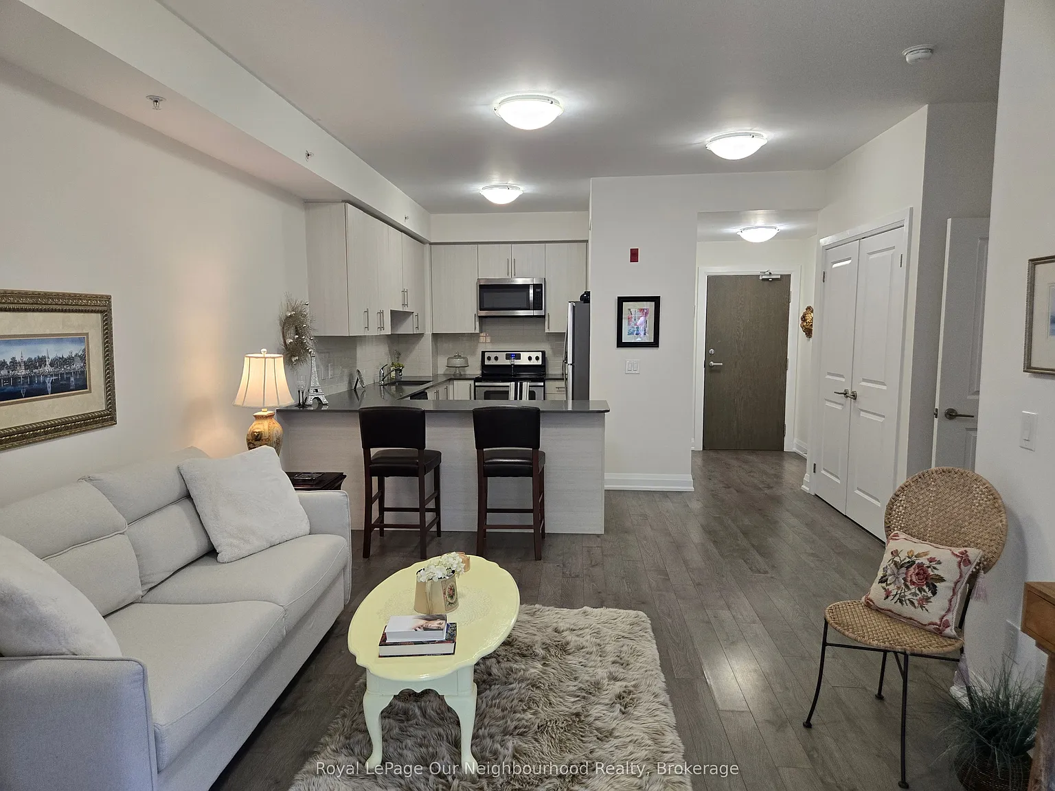 2 bed, $2,200 — Photo 2