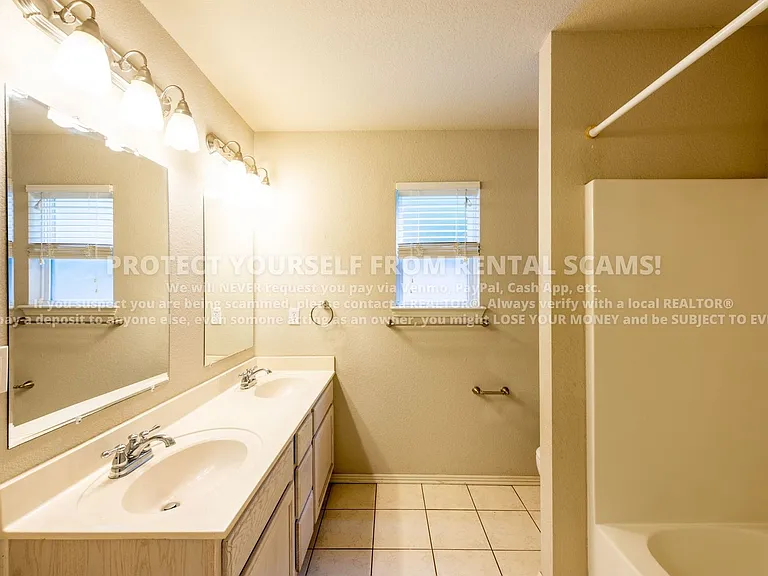 4312 W Pecan St — Photo 6