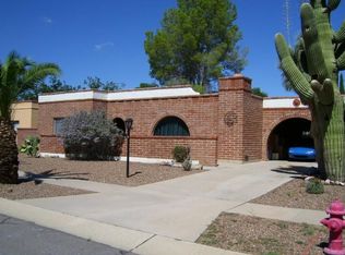 309 E Los Rincones, Green Valley, AZ 85614
