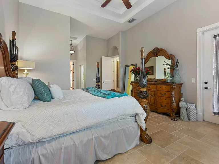 4409 Crews Ct — Photo 15