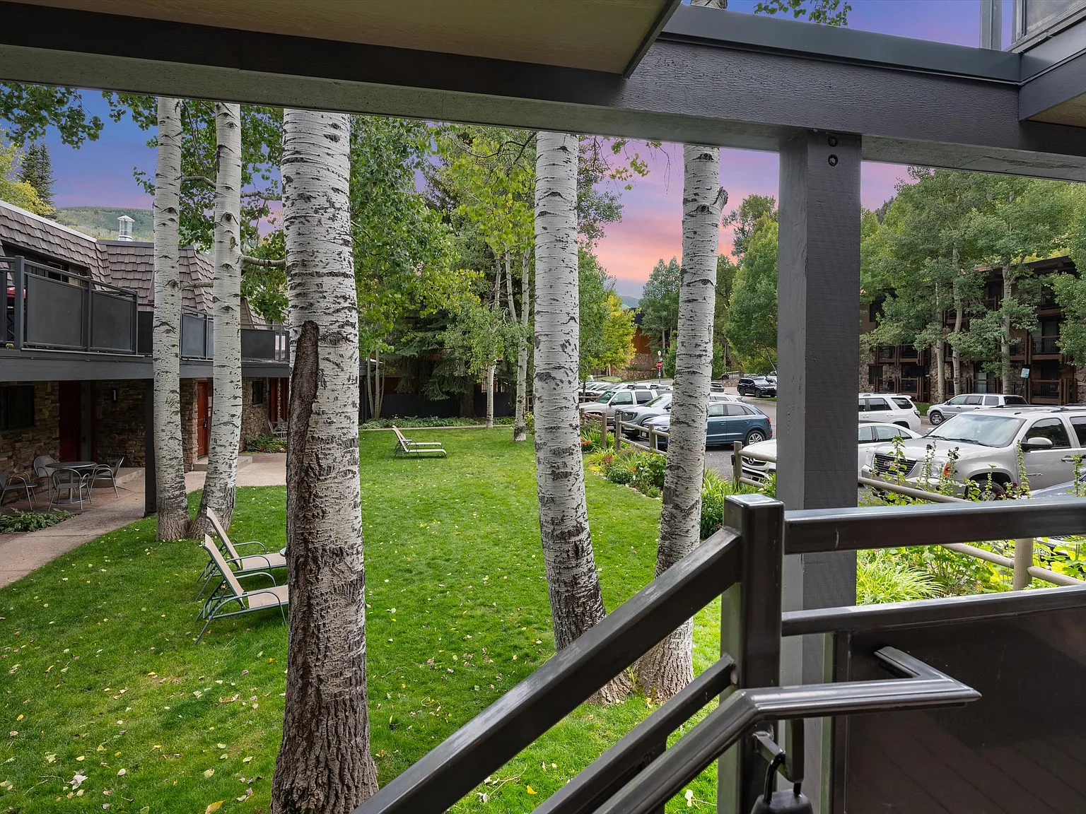 3 bed, 1452 sqft, $24,000 — Photo 3