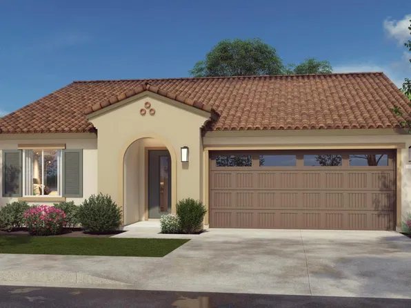 1174 Royalty Way W, Madera, CA 93636