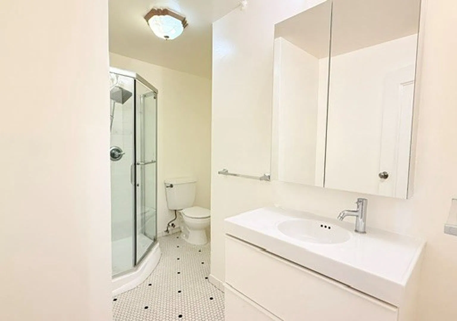 805 Bush St #26 - Image 4