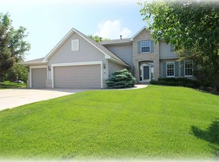 7355 Shenandoah Ln N, Maple Grove, MN 55311