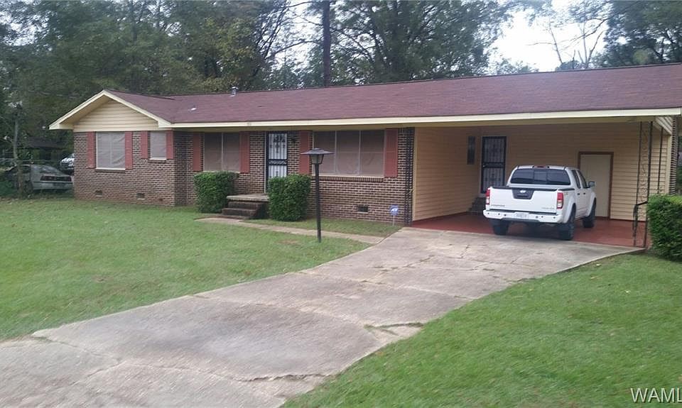 1st image of 3816 3rd Ave E