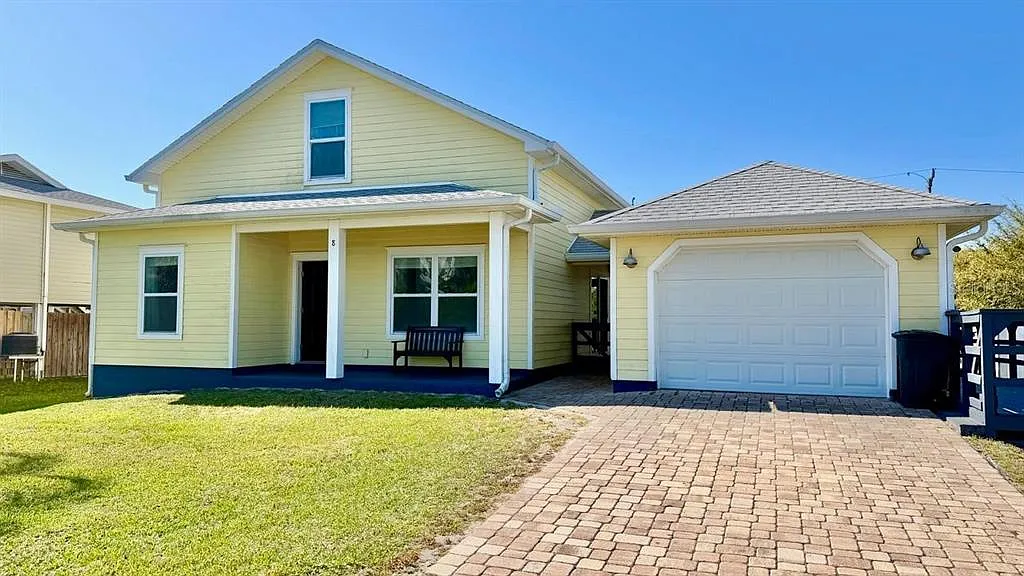 3 bed, 2.5 bath, 1870 sqft, $3,200 — Photo 1