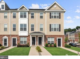 319 Kramer Ct, Florence, NJ 08518