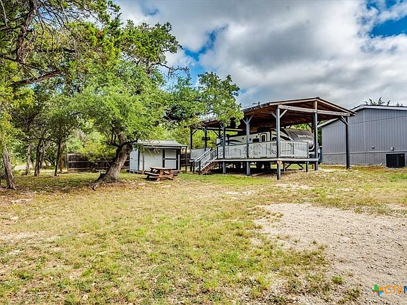 3rd image of 1007 Live Oak Dr