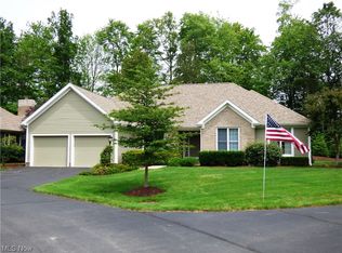 300 Augusta Pl NE, Warren, OH
