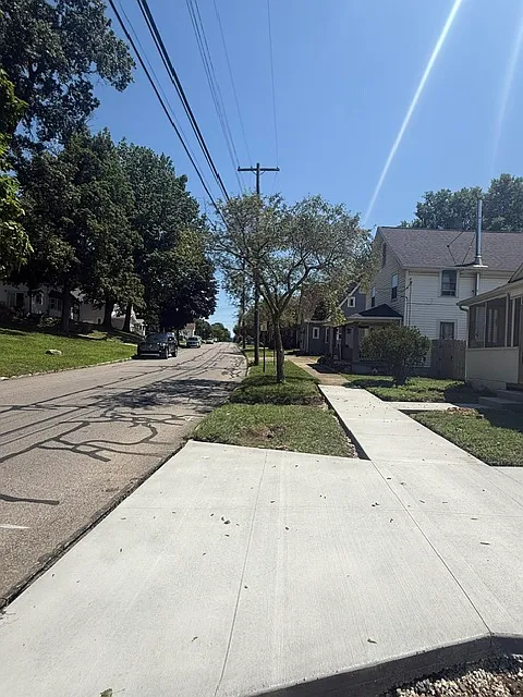 366 West South Street - 1 — Photo 3