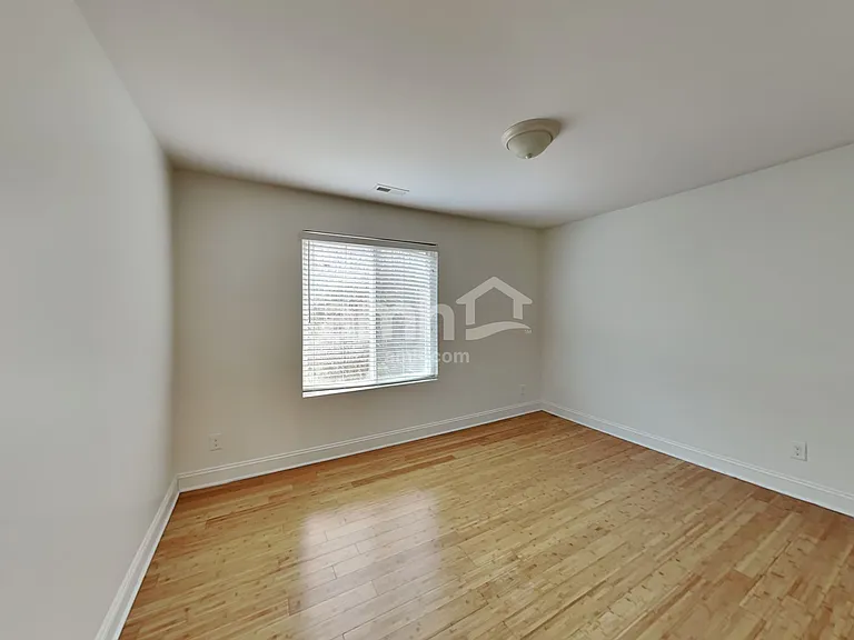 5823 Parkstone Dr — Photo 21