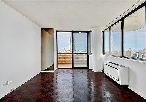 5th image of 275 W 96th St APT 28A