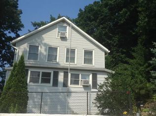 25 Pine Dr FLOOR 1, Oyster Bay, NY 11771