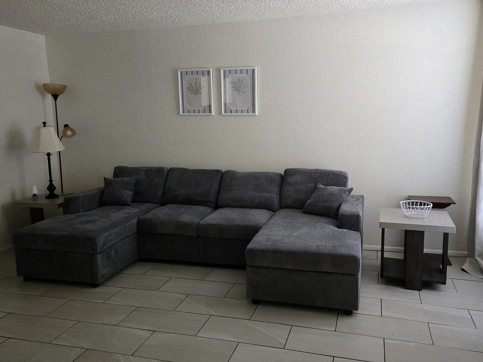 2 bed, 1080 sqft, $2,200 — Photo 2