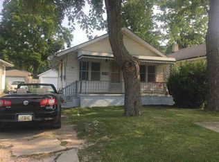 950 Remington Ave, Flint, MI 48507