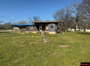 400 N Estes Ave, Yellville, AR 72687