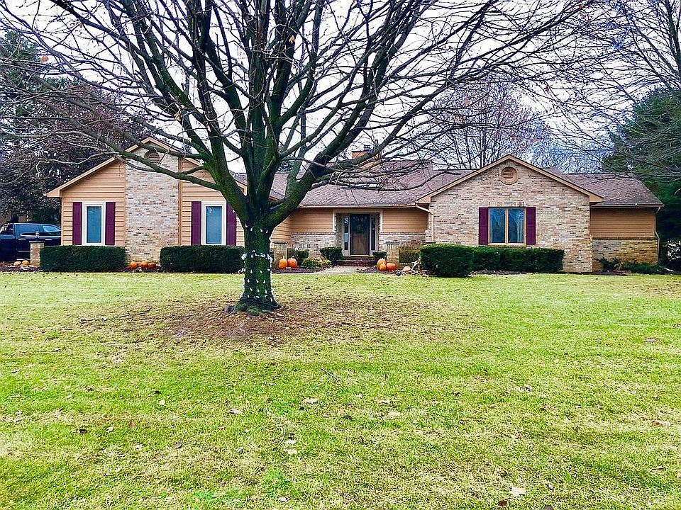 1st image of 10083 Wexford Ct