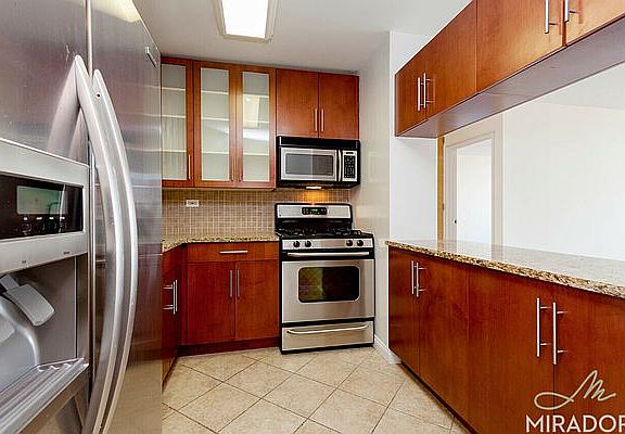 5th image of 330 E 39th St APT 33D