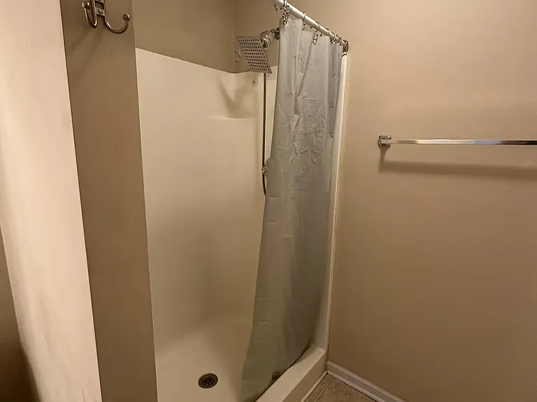 148 Milford Dr — Photo 5