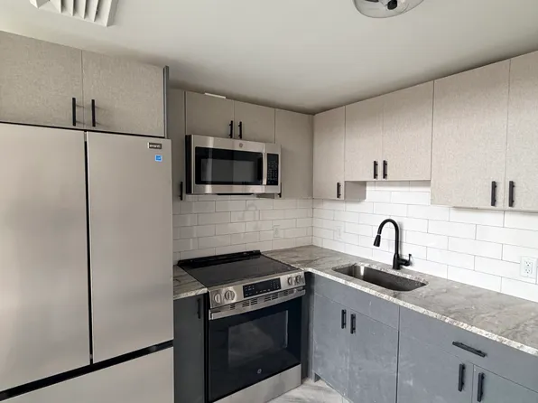 275 Chapel St #1-B, New Haven, CT 06513