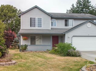 121 Stoneway Ln, Longview, WA 98632