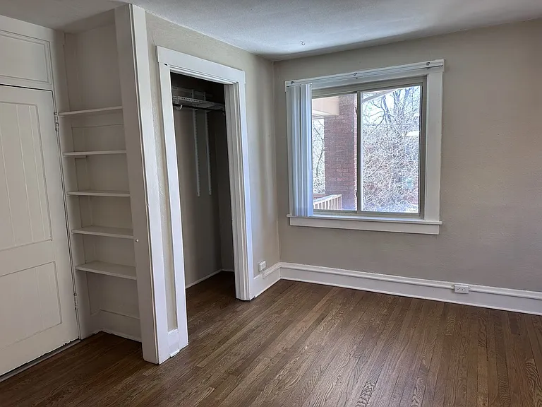 1160 N Corona St — Photo 13