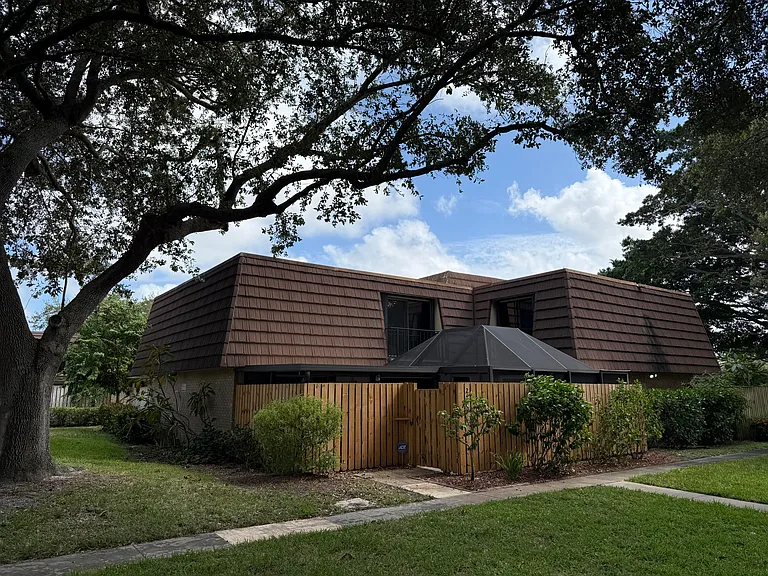 2410 24th Ln — Photo 22
