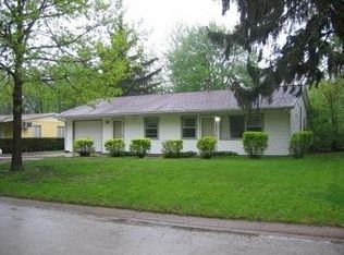 1818 Parkdale Dr, Champaign, IL