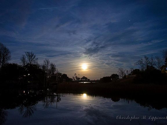 2nd image of 667 Hughes Rd