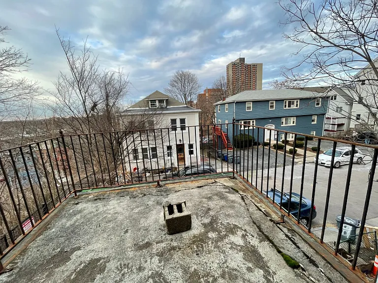 10 Copenger St #2 — Photo 9