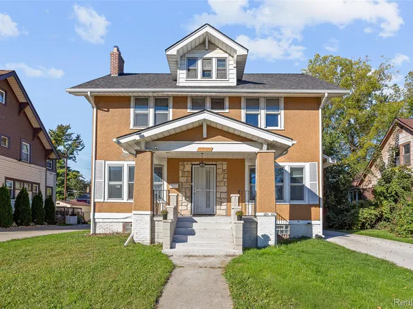 16725 Blackstone St, Detroit, MI 48219