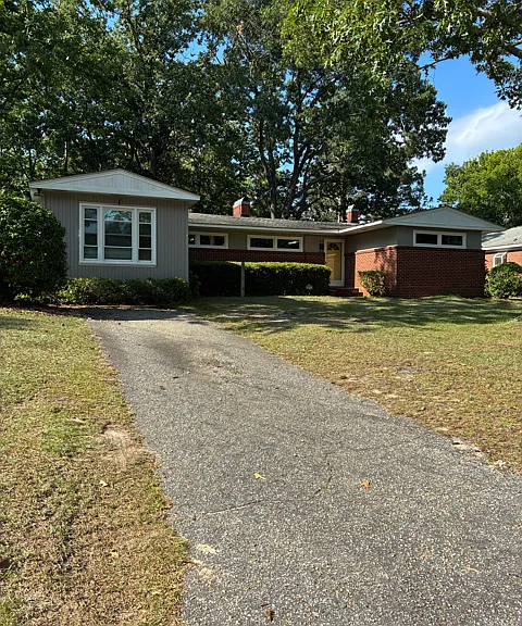 1810 Catawba St — Photo 1